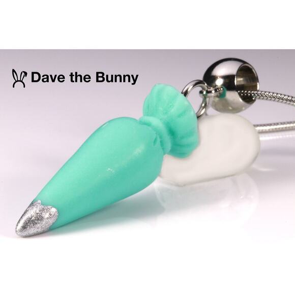 Cake Decorator Charm - Baker Charms for Pastry Chefs - Picture 2 of 7